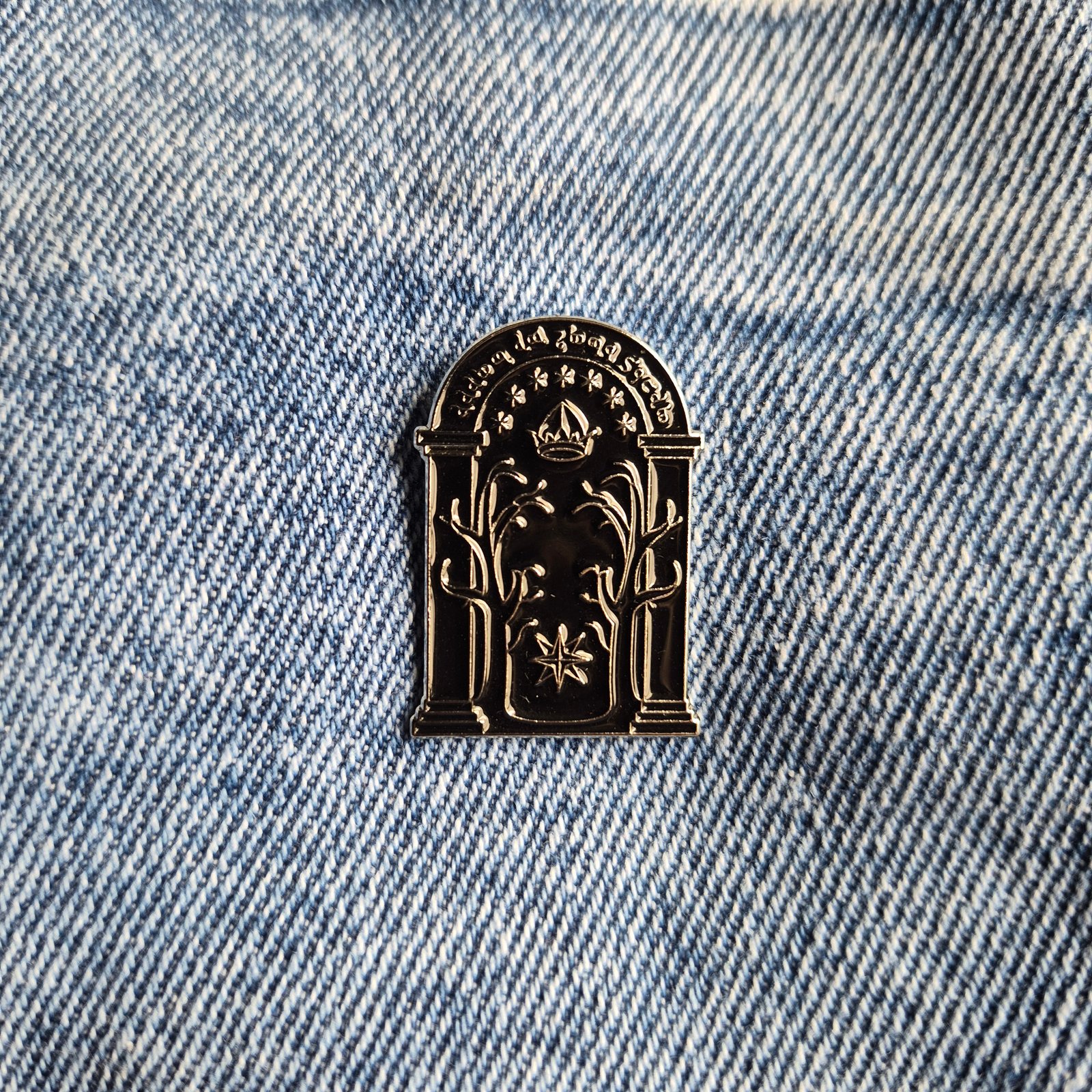Pin Puerta Moria
